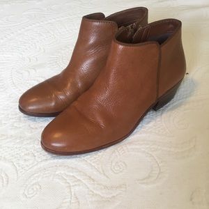 Size 7 Sam Edelman short booties
